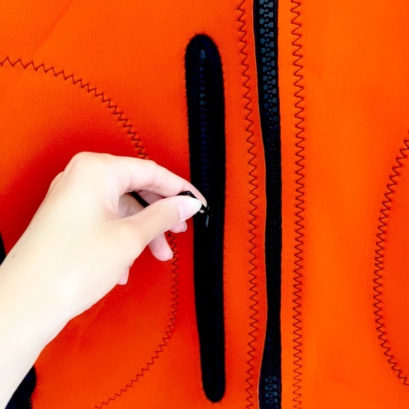 Platinum Sun jacket neoprene Small red white black - Picture 3 of 16